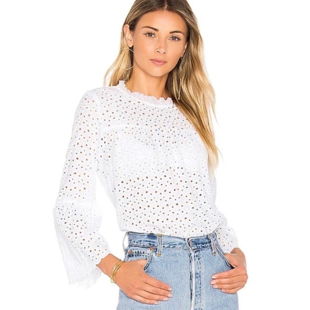 Velvet by Graham Spencer 100% cotton eyelet blouse w/ flare exaggerated sleeves